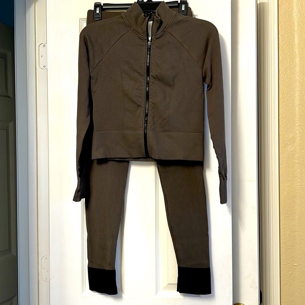 Olive/black 2 pcs. Set